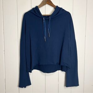 Askya Blue Cropped Bell Sleeve Hoodie. Size Large